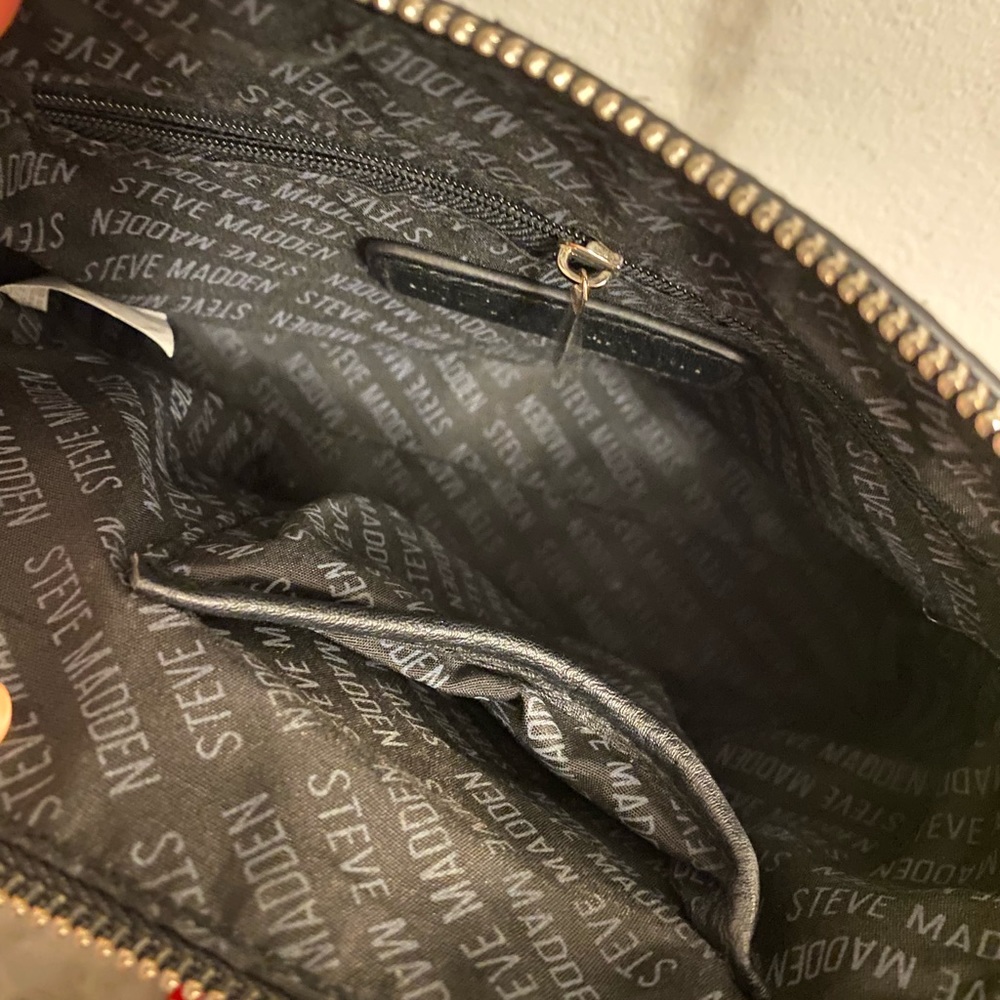 Black Steve Madden crossbody bag - Picture 3 of 5